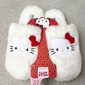 NWT Hello Kitty Sanrio x Primark Fluffy Slippers
